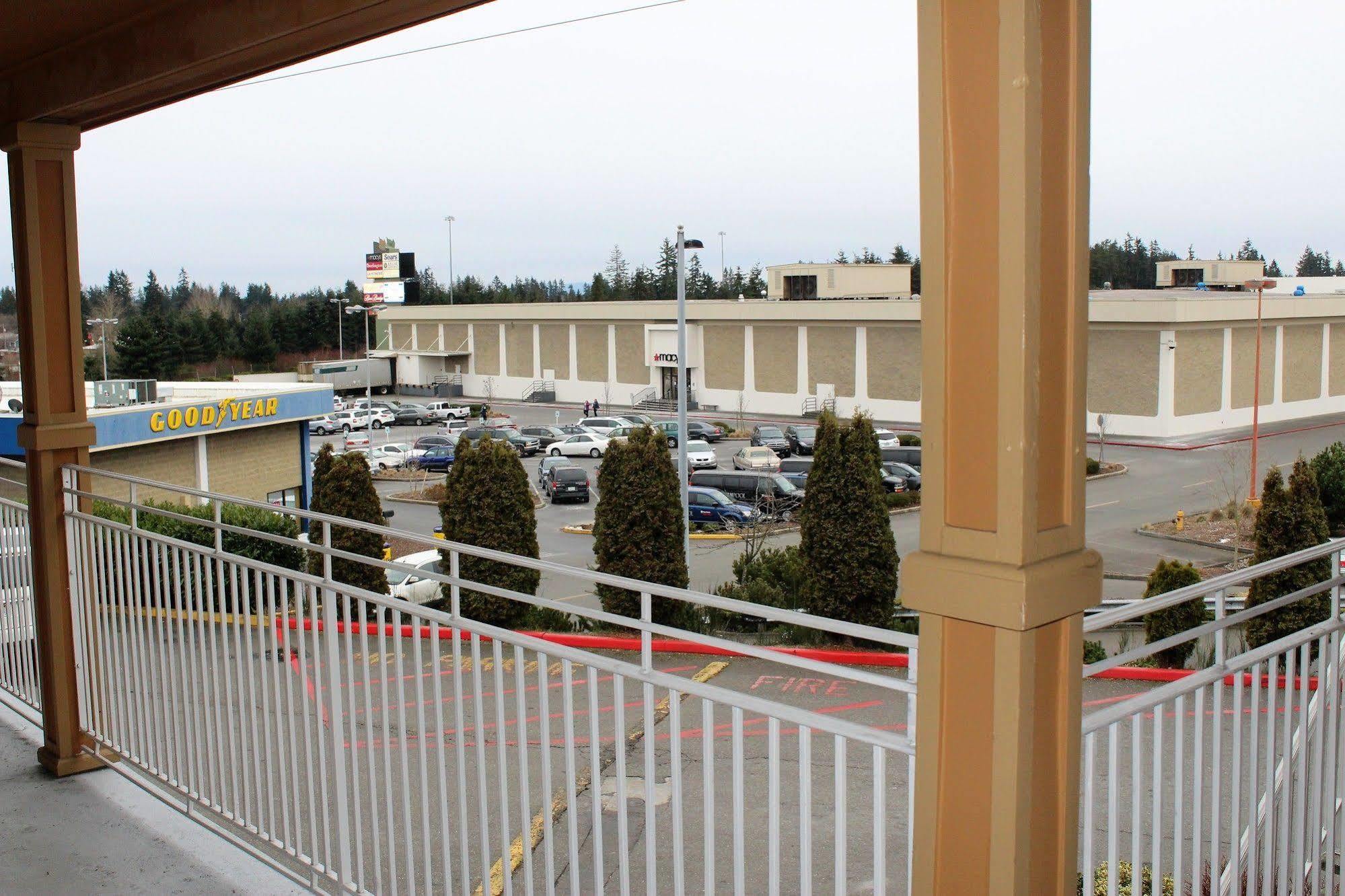 Days Inn By Wyndham Everett Exterior foto